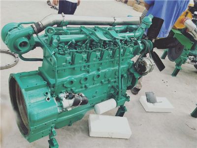 點擊查看詳細信息<br>標題：龍工30裝載機發(fā)動機 閱讀次數(shù)：1851